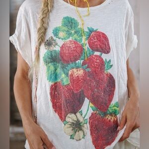 Magnolia Pearl Strawberry Blooms Tee